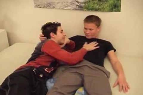 Euro boy twinks poke In Tthowdys chab Fanny anal fun