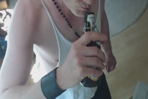 So Fckin lusty this day, Makes Me Feel Sweaty, concupiscent Nd Thirsty, Ever Mixdup Bear&piss? Thats What I Did while Hvin Some Cockndbodyfun. Wld Y L