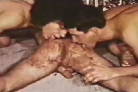 homosexual Peepshow Loops 234 70's And 80's - Scene 3