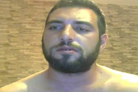 Giovane Turco Barbuto Sempre Piaciuto Recitava Un Famoso Proverbio E Come Dargli Torto? Questo Prestante Ragazzotto Ci Offre Uno Spettacolo Tutto Casa