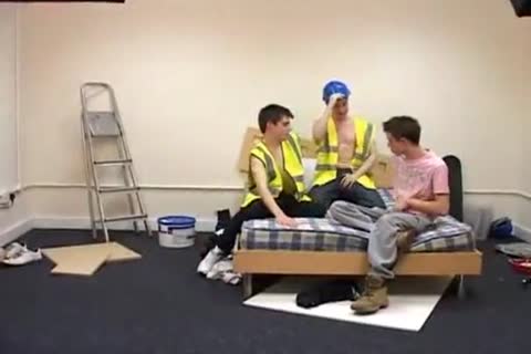 English twinks bareback Threeway