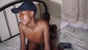 80 Gays: Young Vic & slim Brian close up sexy dancing