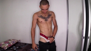 SayUncle X LatinoGuysPorn: Masturbating for all to see