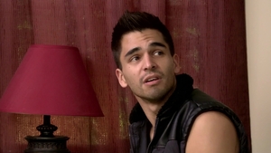 Icon Male: Blood Ties Don't Stop Twink F*cking