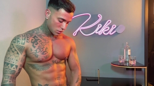 HotAFmen: Hot Isaac's Sexting Secrets